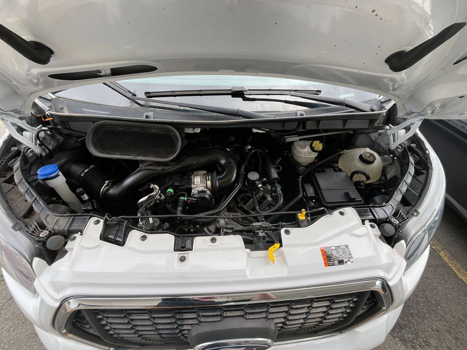 Used 2023 Ford Transit 350 XLT image 34