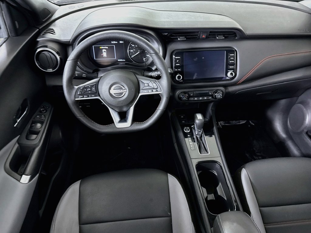 Certified 2023 Nissan Kicks SR w/ SR Premium Package FWD image 4