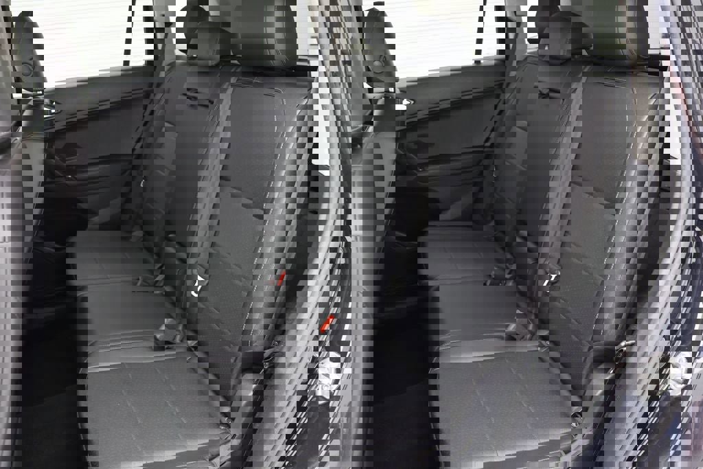 Used 2018 Volkswagen Tiguan SEL image 13