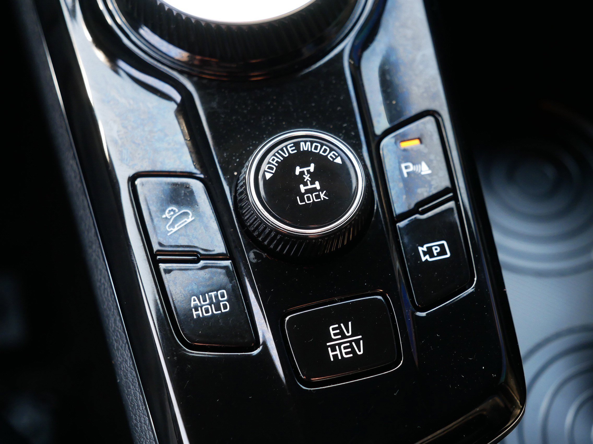 Certified 2025 Kia Sportage X-Line AWD/4WD image 32