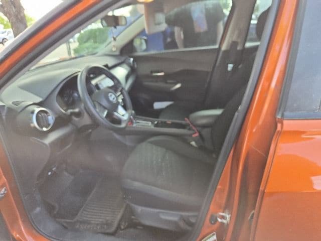 Used 2024 Nissan Kicks SV FWD image 6