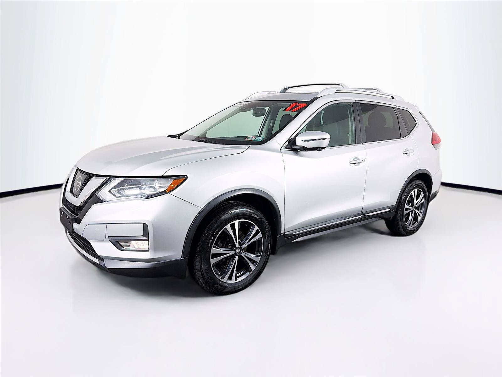 Used 2017 Nissan Rogue SL w/ SL Premium Package AWD/4WD image 7
