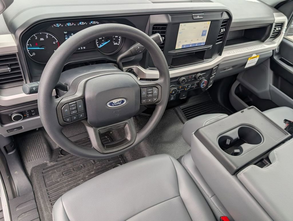 New 2025 Ford F550 4x4 Regular Cab Super Duty image 25