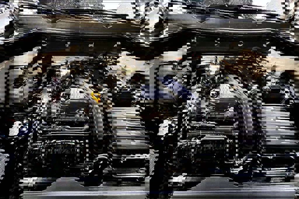 Certified 2025 Volkswagen Taos SE w/ Panoramic Sunroof Package image 9