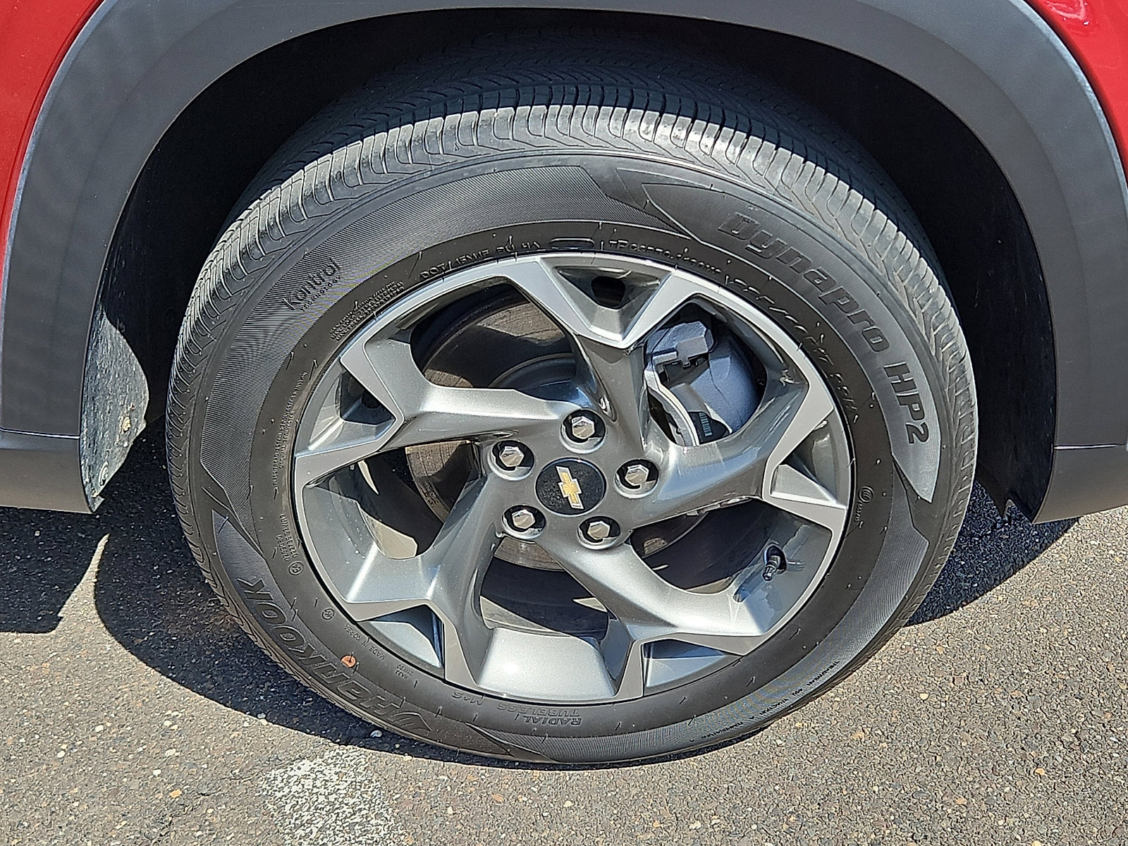 Used 2024 Chevrolet Trax LT w/ Sunroof Package FWD image 8