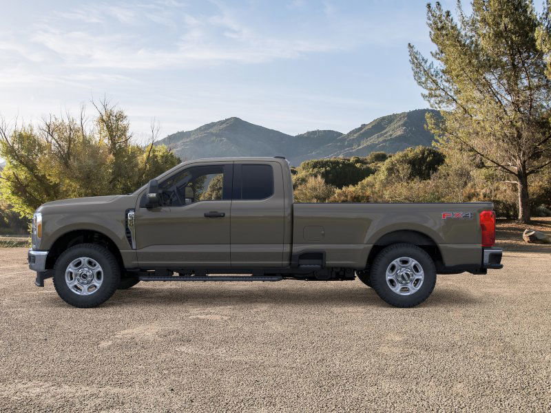 New 2026 Ford F350 XLT image 3