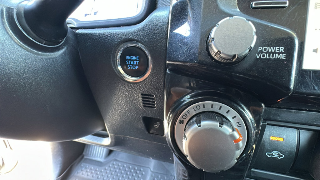 Used 2023 Toyota 4Runner TRD Off-Road Premium image 17