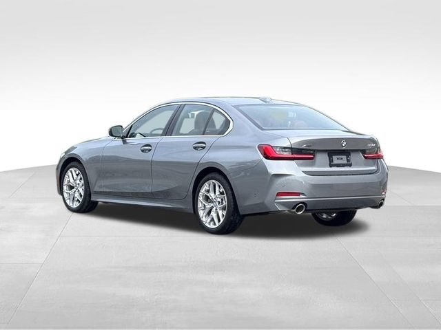 Used 2026 BMW 330i xDrive Sedan w/ Premium Package AWD/4WD image 5