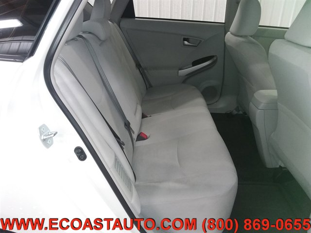 Used 2015 Toyota Prius Two FWD image 15