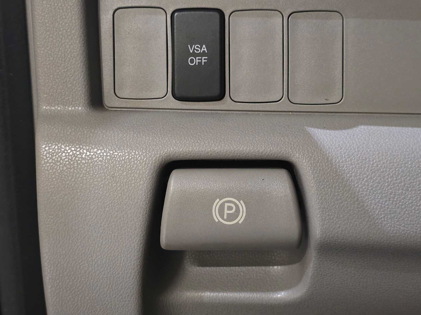 Used 2010 Honda Pilot LX image 16