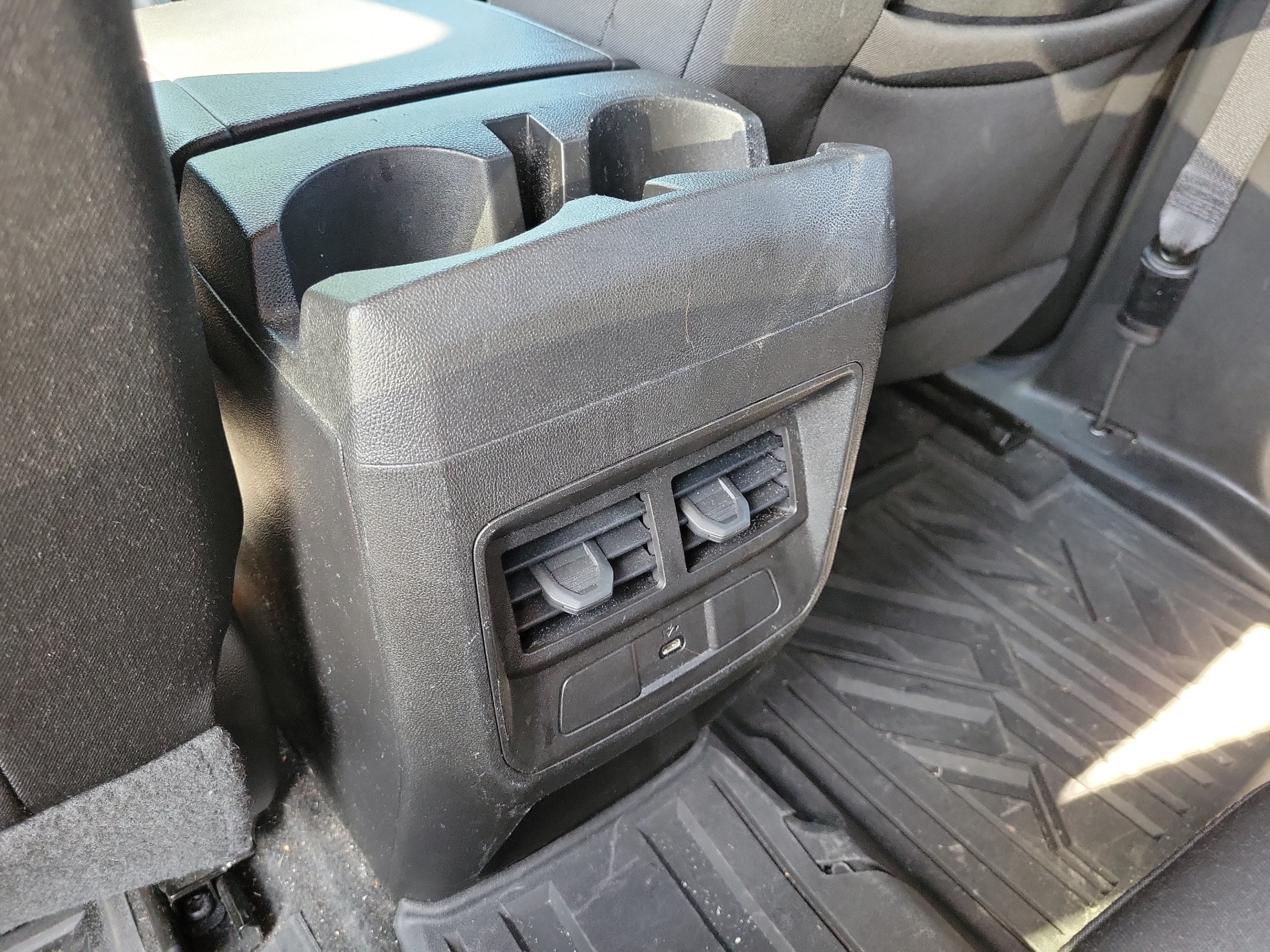 Used 2023 Chevrolet Colorado LT w/ LT Convenience Package II RWD image 11
