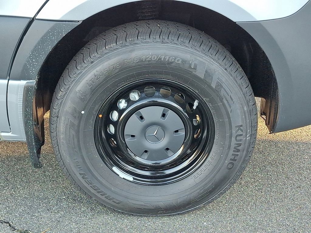 New 2025 Mercedes-Benz Sprinter 2500 image 5