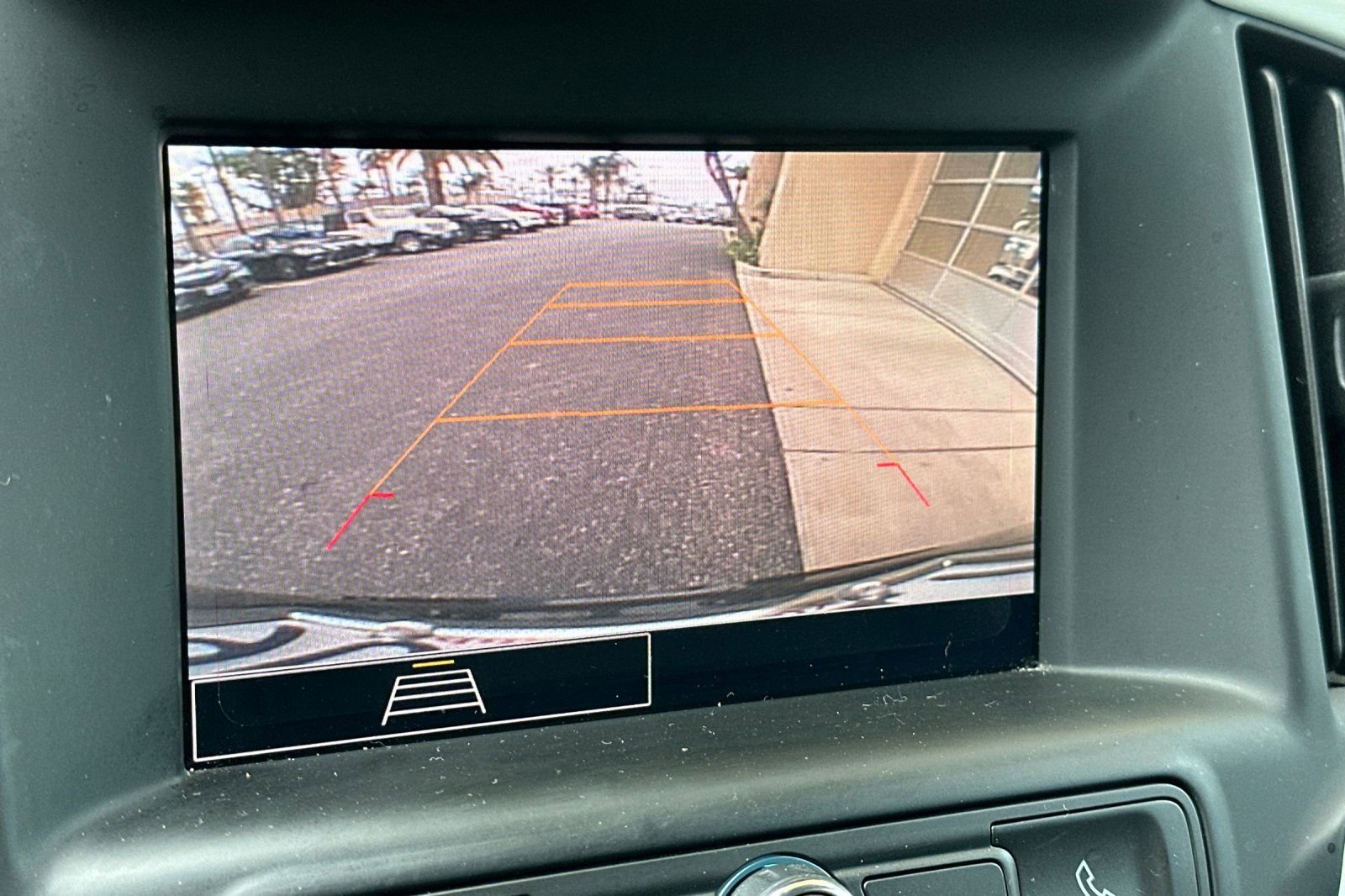 Used 2022 GMC Terrain SLE w/ Driver Convenience Package FWD image 20