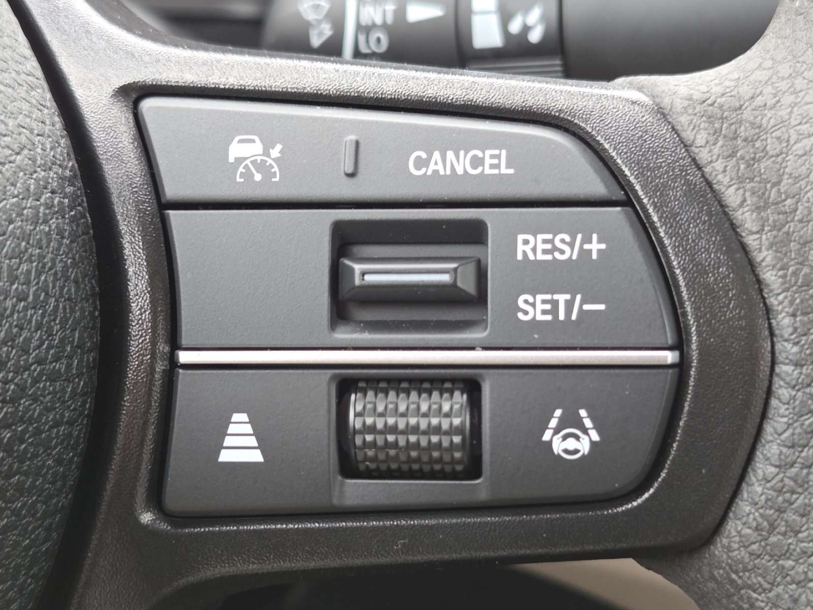 Used 2025 Honda Accord LX image 8