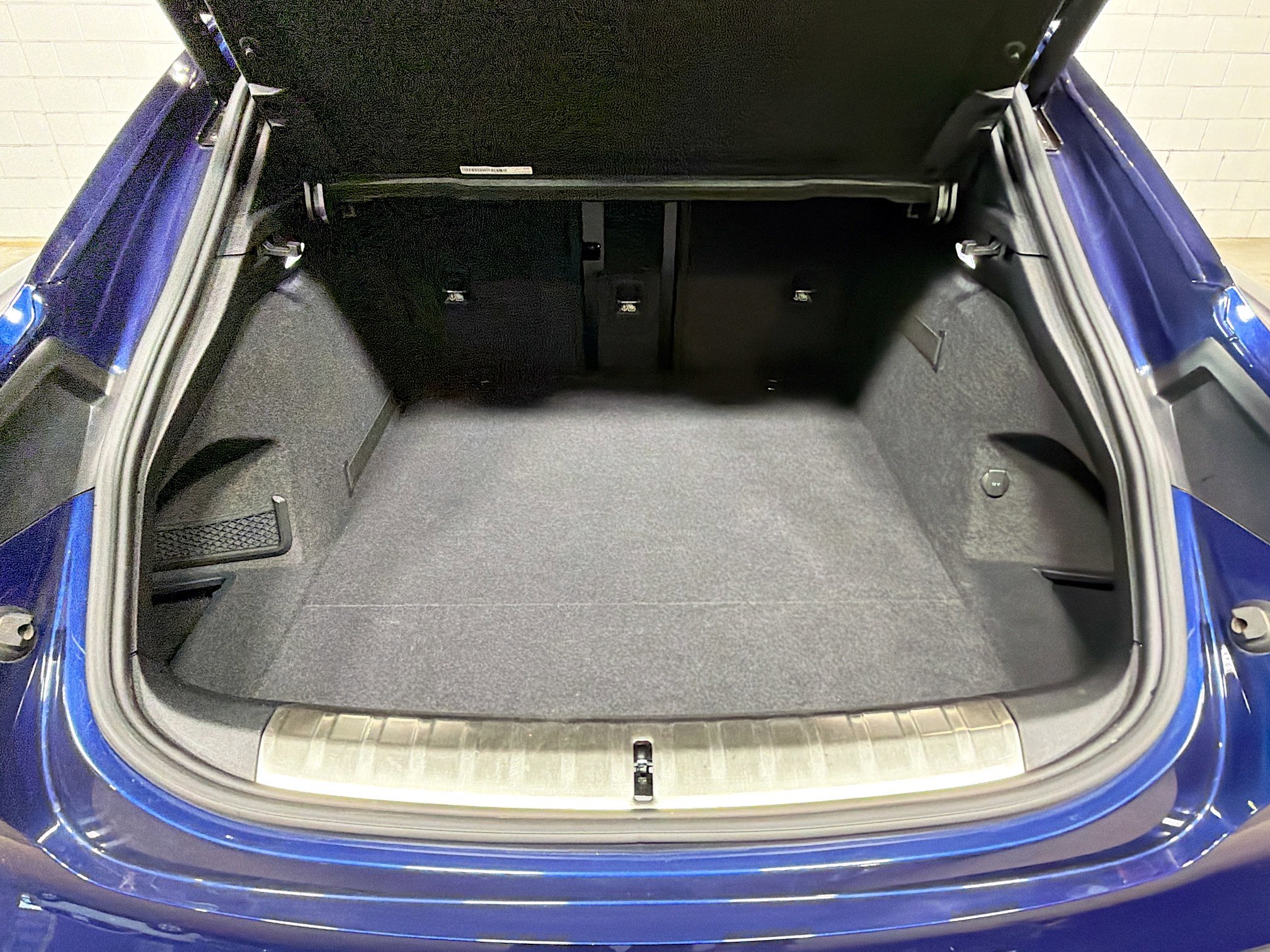 Certified 2023 Porsche Taycan GTS image 13