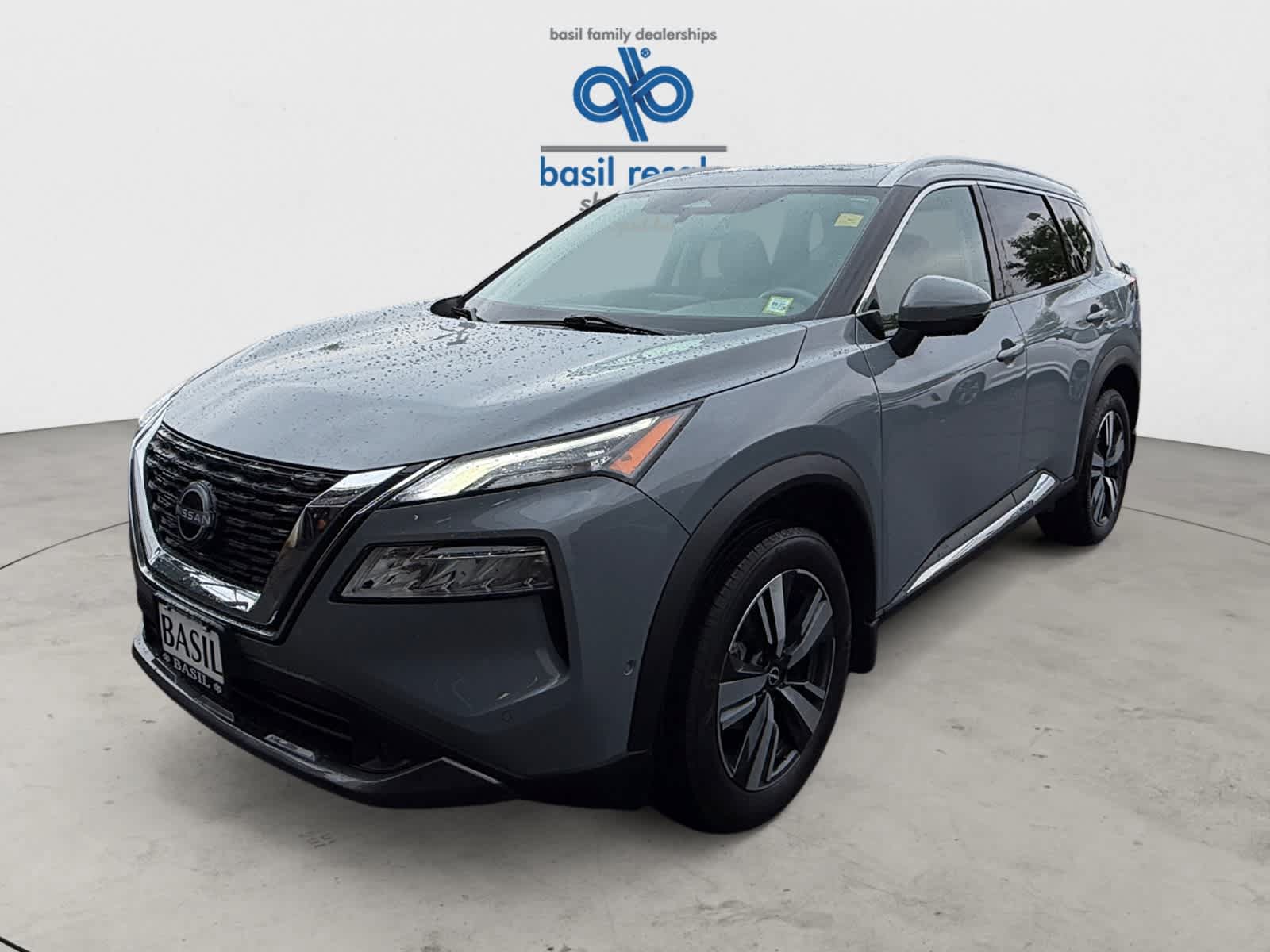 Used 2023 Nissan Rogue SL w/ SL Premium Package AWD/4WD image 2