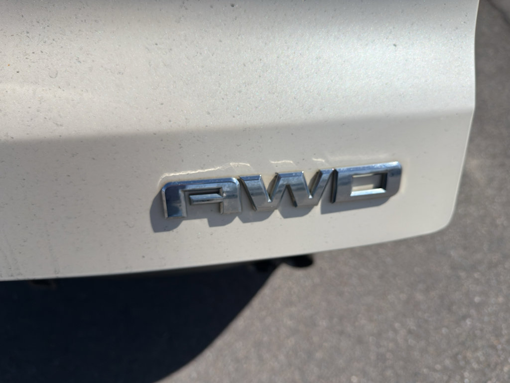 Used 2010 GMC Acadia SLT image 21