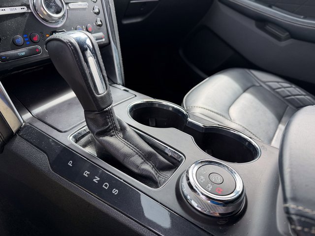Used 2018 Ford Explorer Platinum image 12