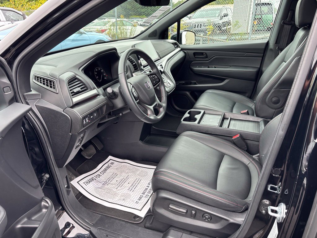Used 2026 Honda Odyssey Sport-L image 11