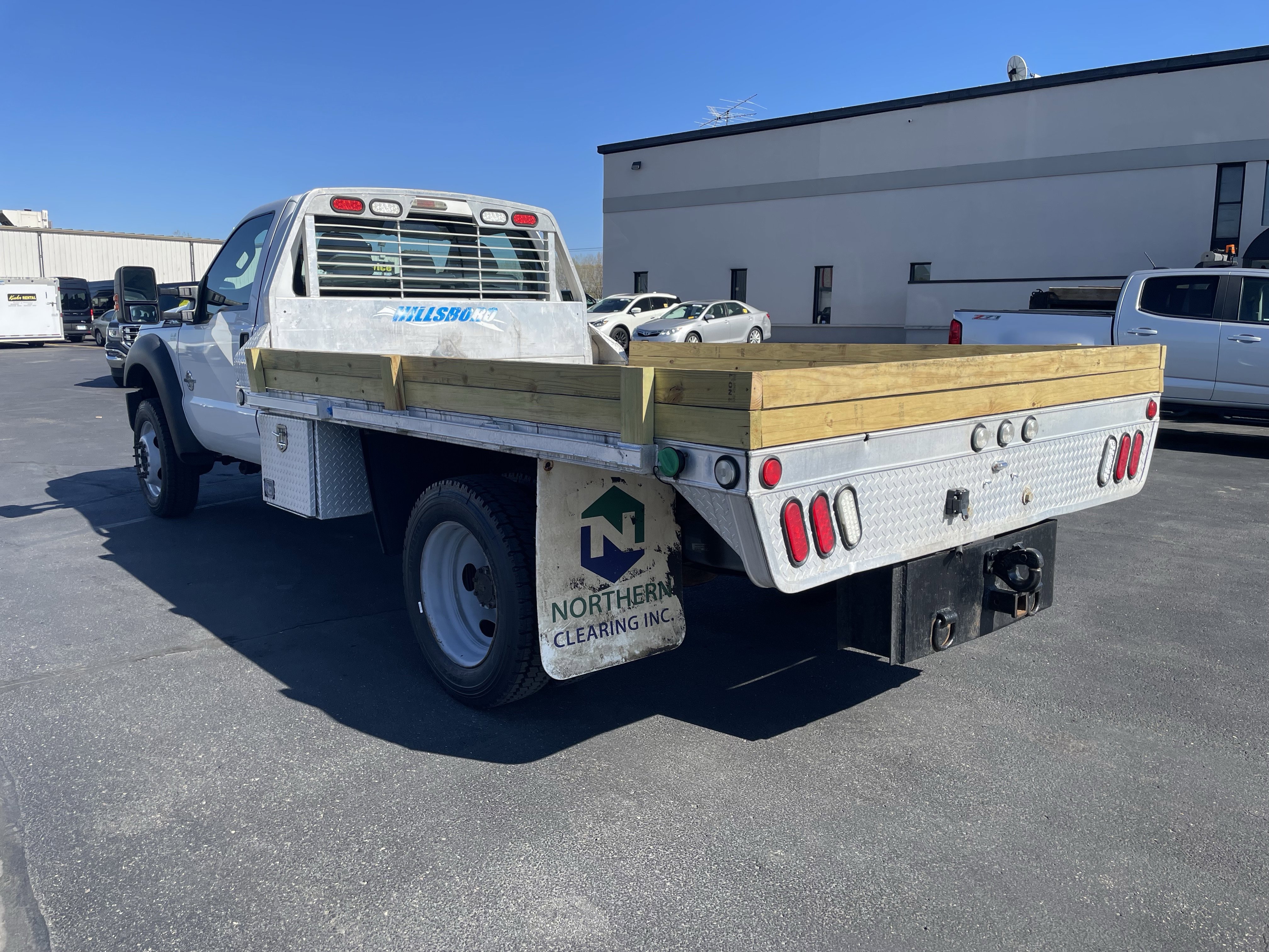 Used 2014 Ford F550 4x4 Regular Cab Super Duty image 6