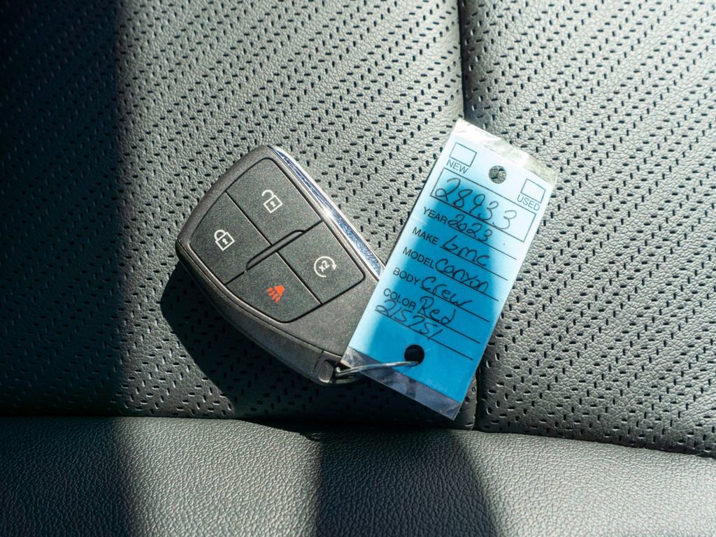 Used 2023 GMC Canyon AT4X image 40