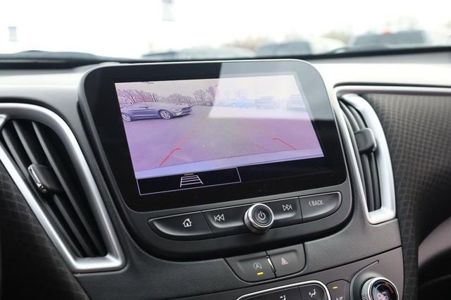 Used 2024 Chevrolet Malibu LT FWD image 13