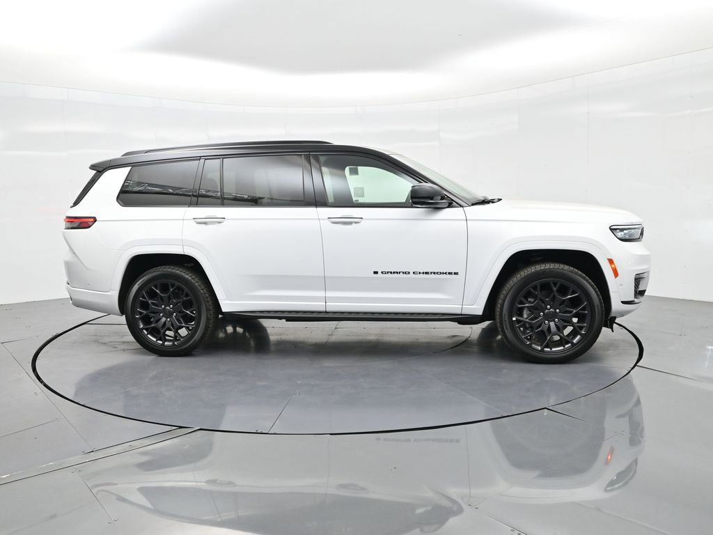 New 2025 Jeep Grand Cherokee L Summit image 5