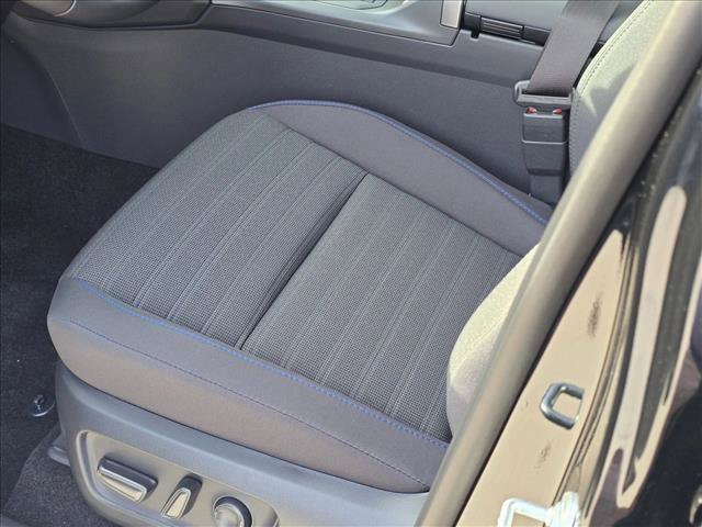 New 2026 Toyota RAV4 AWD Plug-in Hybrid image 4