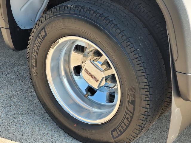 Used 2024 GMC Sierra 3500 SLT w/ Texas SLT Premium Package AWD/4WD image 8