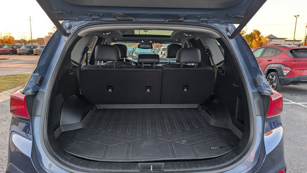 Used 2019 Hyundai Santa Fe Limited AWD/4WD image 11