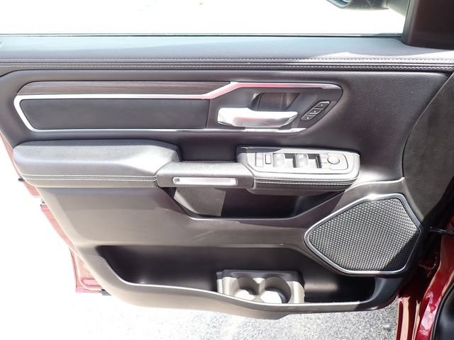 Used 2025 RAM 1500 Laramie AWD/4WD image 18