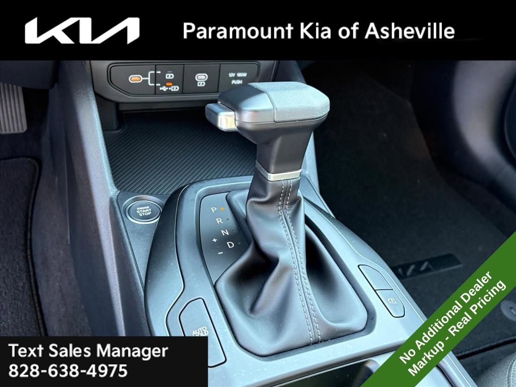 New 2026 Kia K4 LXS image 27