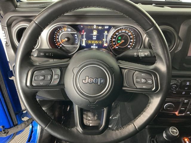 Used 2022 Jeep Gladiator Willys image 15