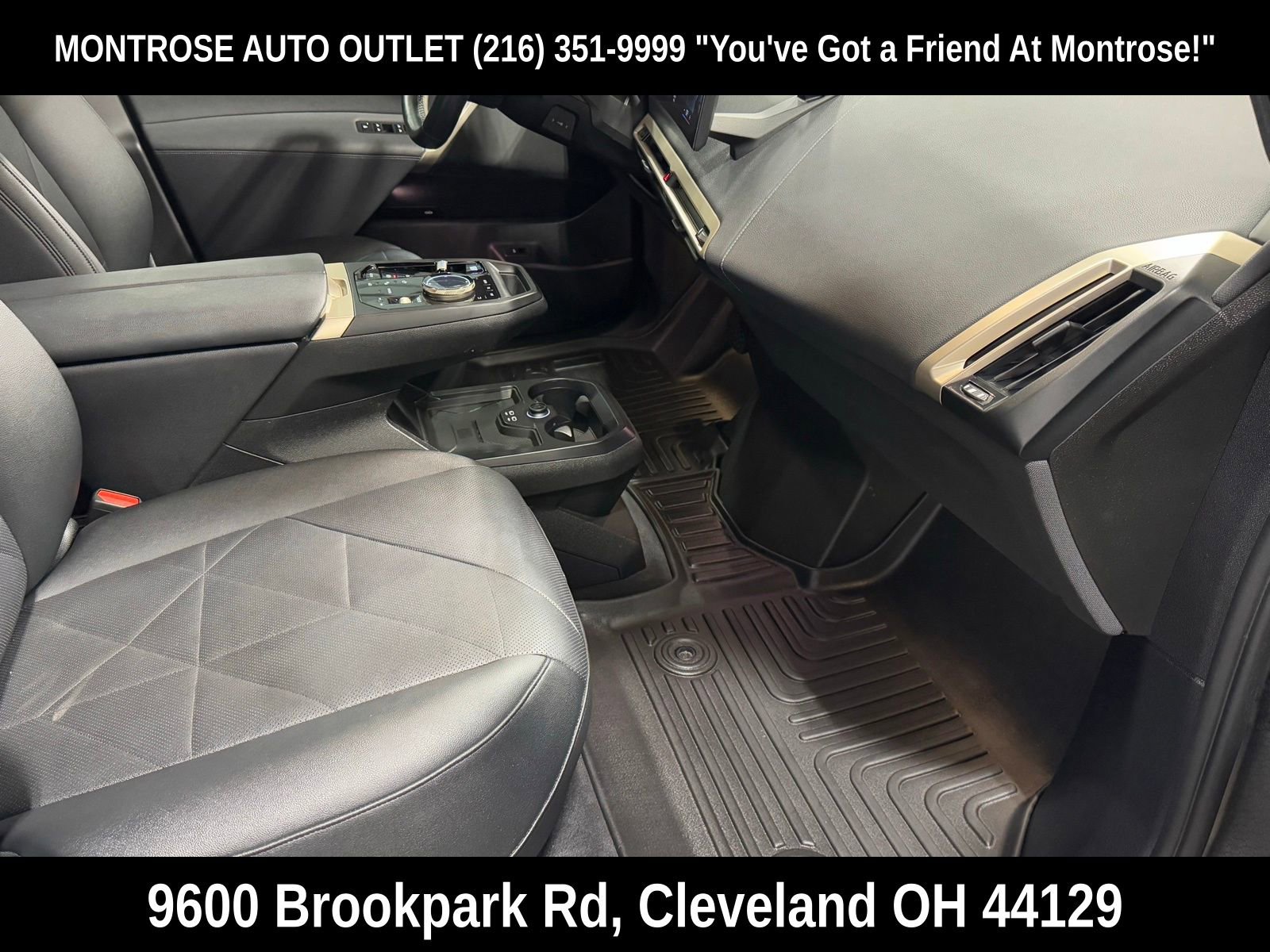 Used 2022 BMW iX xDrive50 w/ Convenience Package image 51