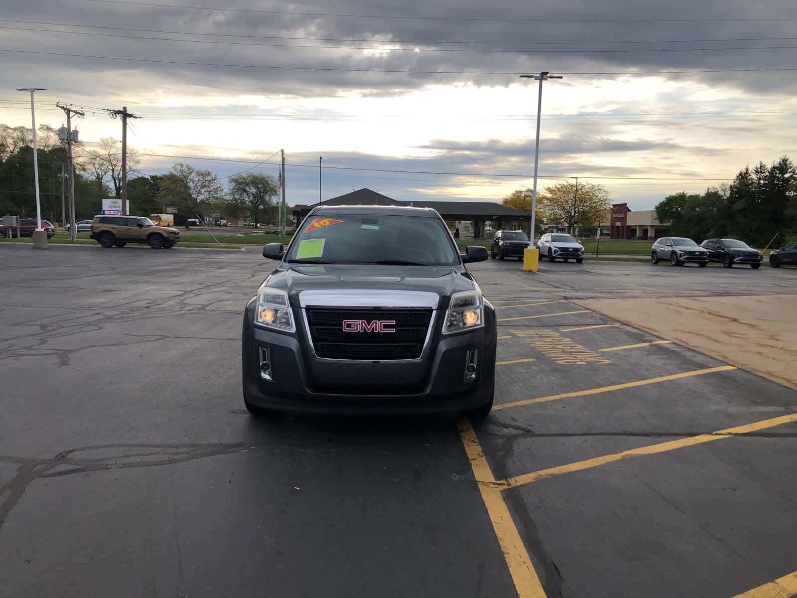 Used 2010 GMC Terrain SLE AWD/4WD image 5