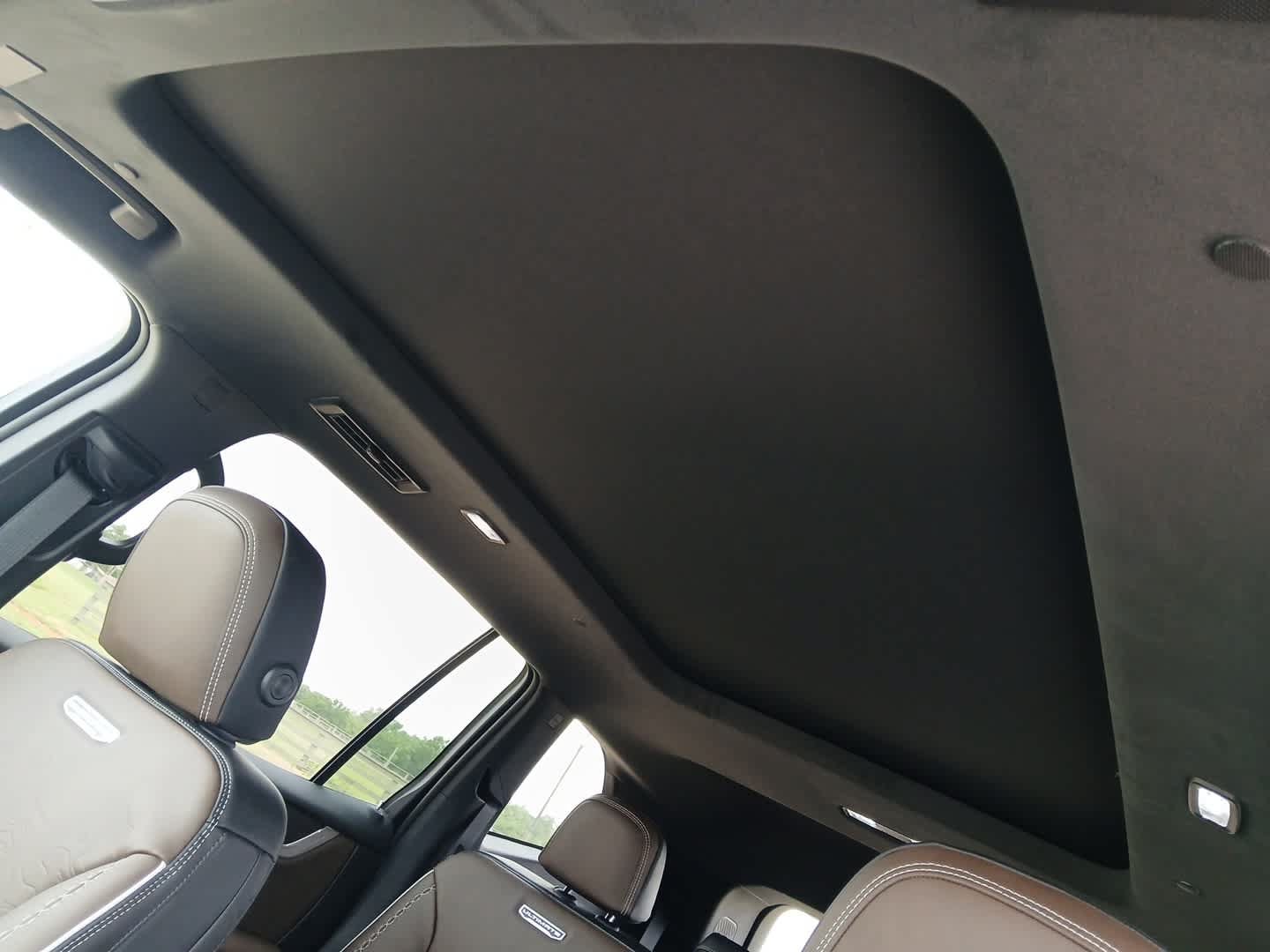New 2026 GMC Acadia Denali Ultimate w/ LPO, Floor Liner Package AWD/4WD image 44