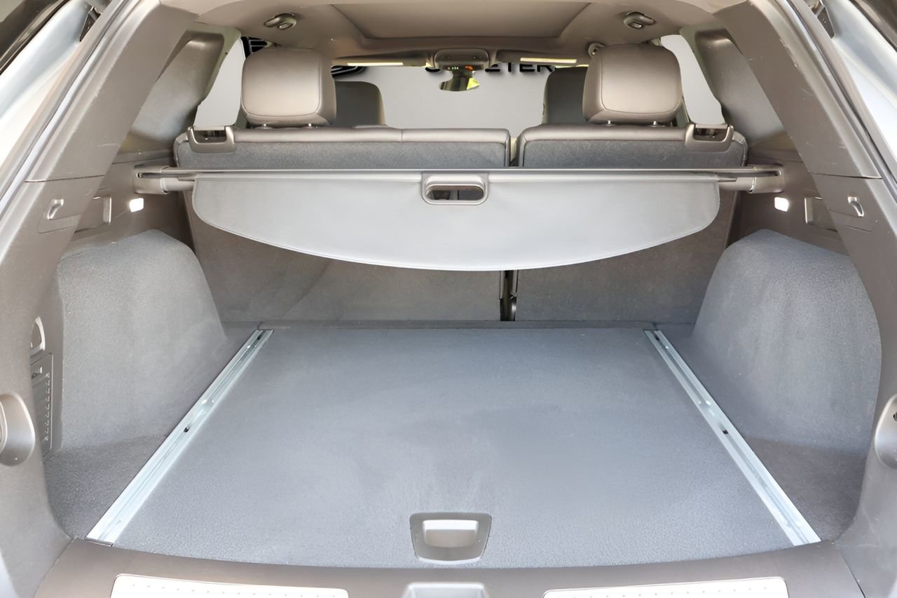 Certified 2023 Cadillac XT5 Premium Luxury FWD image 16