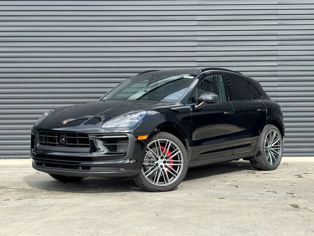 Certified 2026 Porsche Macan S AWD/4WD image 1