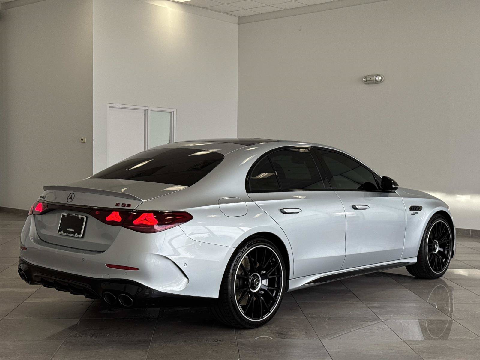 Certified 2025 Mercedes-Benz E 53 AMG e 4MATIC Sedan image 25