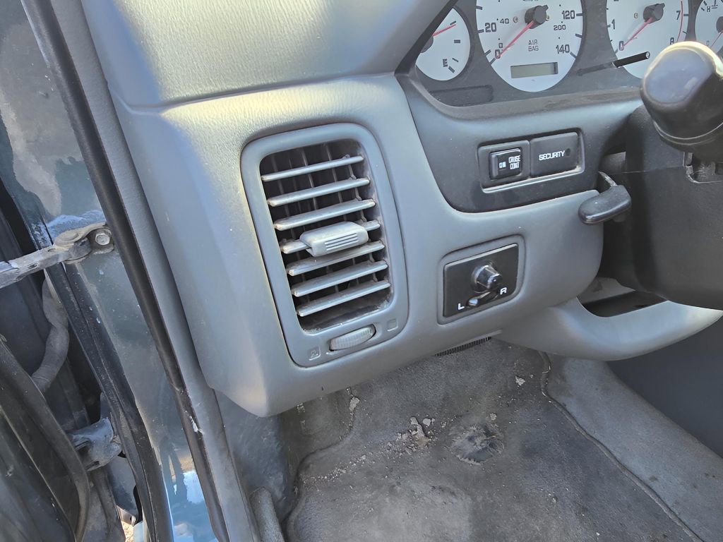 Used 1999 Nissan Maxima image 27