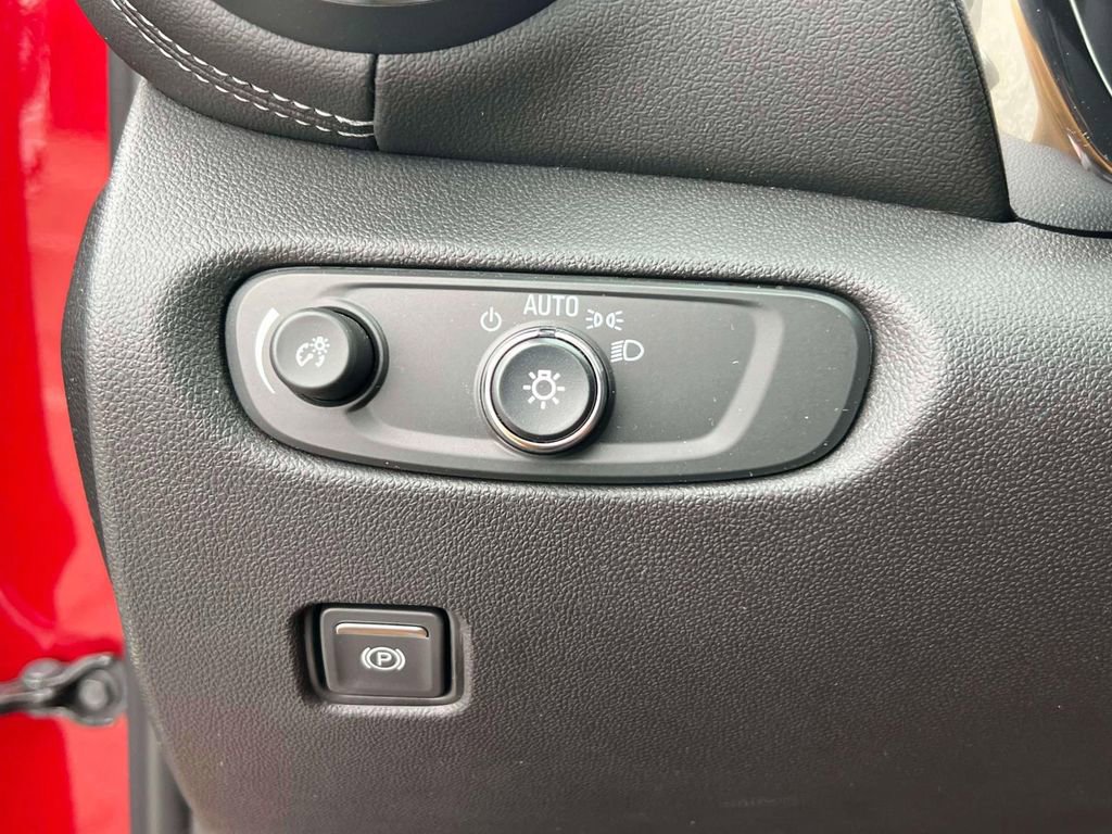 Used 2023 Chevrolet Blazer LT w/ LPO, Black Grille Bar Package AWD/4WD image 20