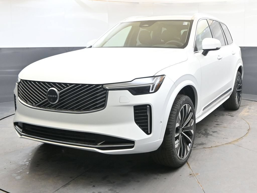 New 2026 Volvo XC90 B6 Ultra w/ Protection Package Premier