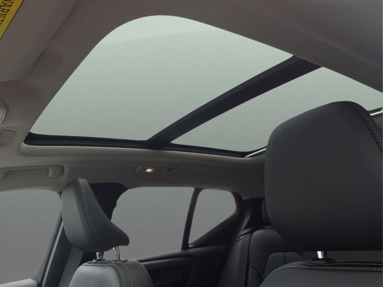 New 2026 Volvo XC40 B5 Plus w/ Climate Package AWD/4WD image 19