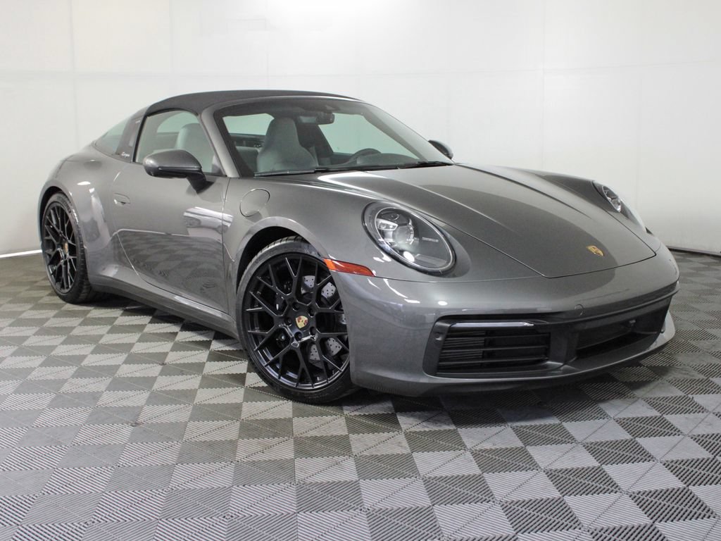 Certified 2024 Porsche 911 Targa 4S w/ Premium Package AWD/4WD image 12