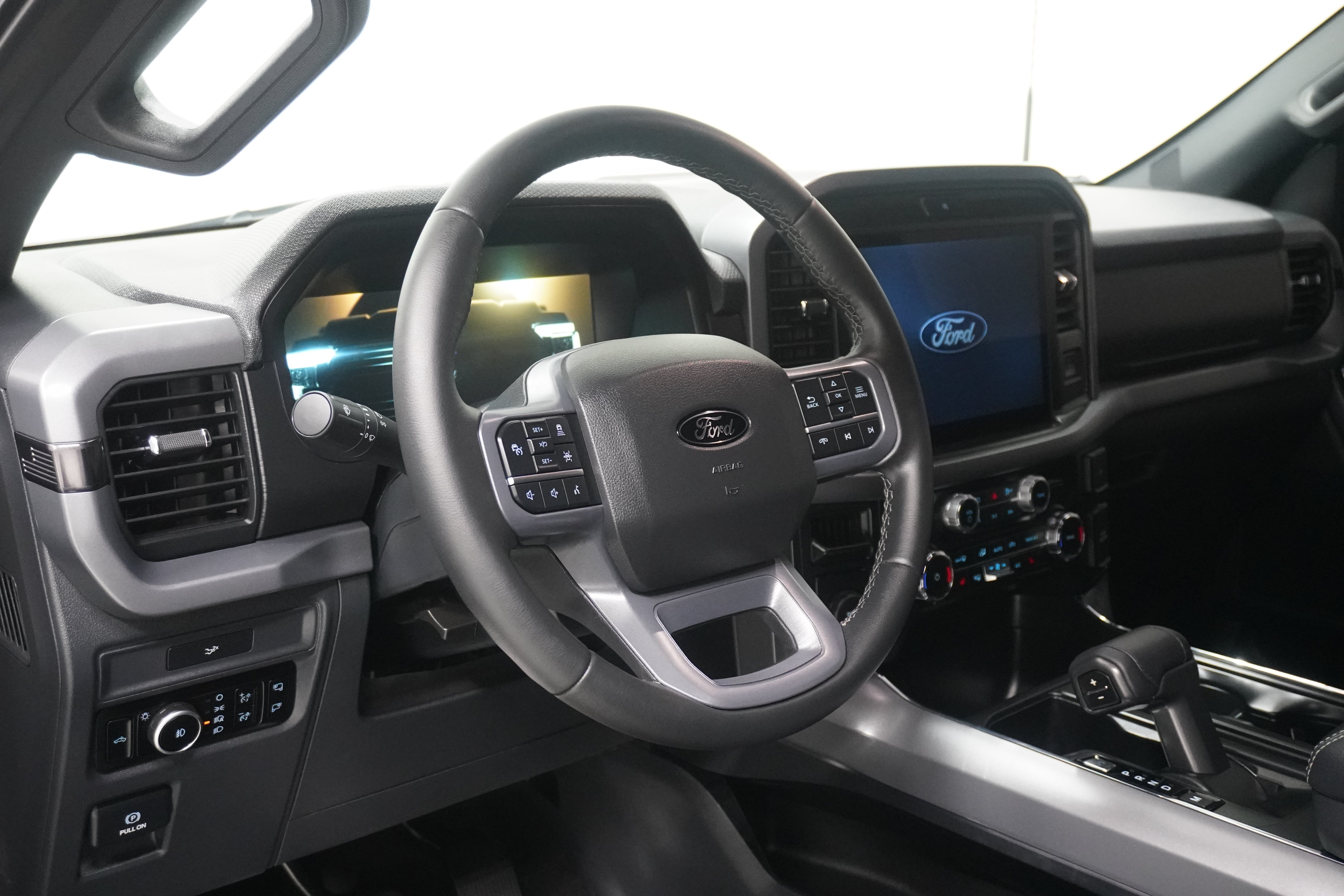 Used 2026 Ford F150 XLT w/ Equipment Group 302A MID RWD image 10