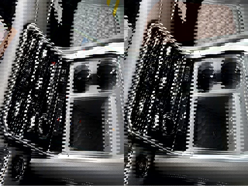 New 2026 Nissan Armada Platinum Reserve image 13