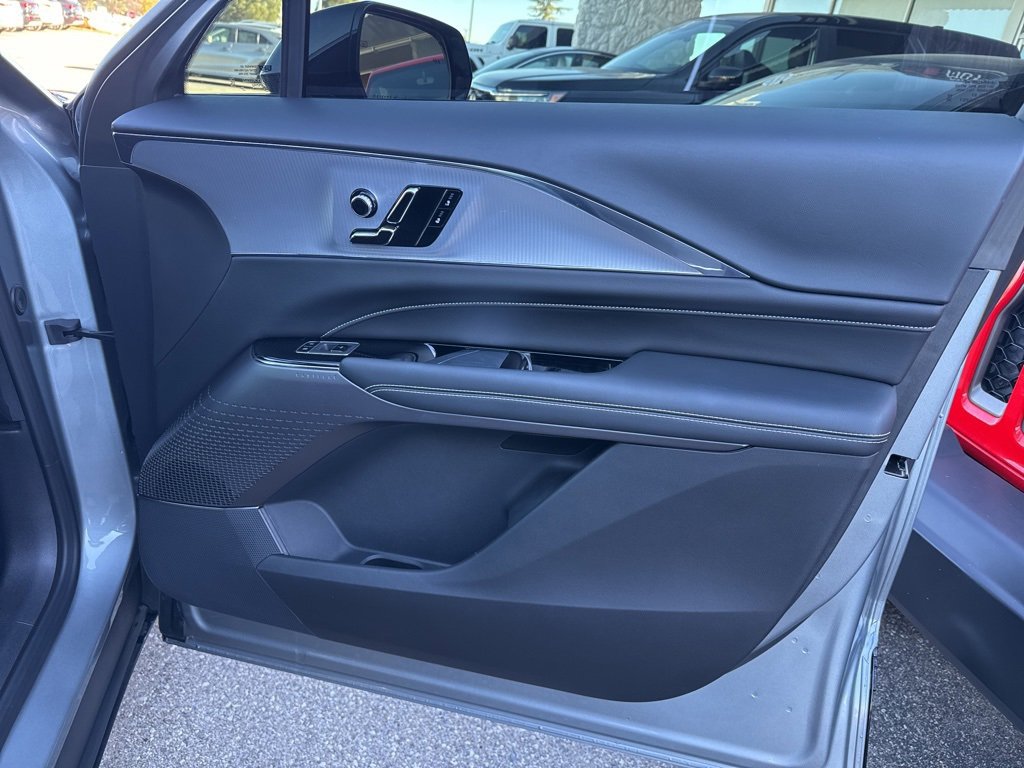 Used 2024 Cadillac Lyriq Tech w/ Driver Assist Package image 31