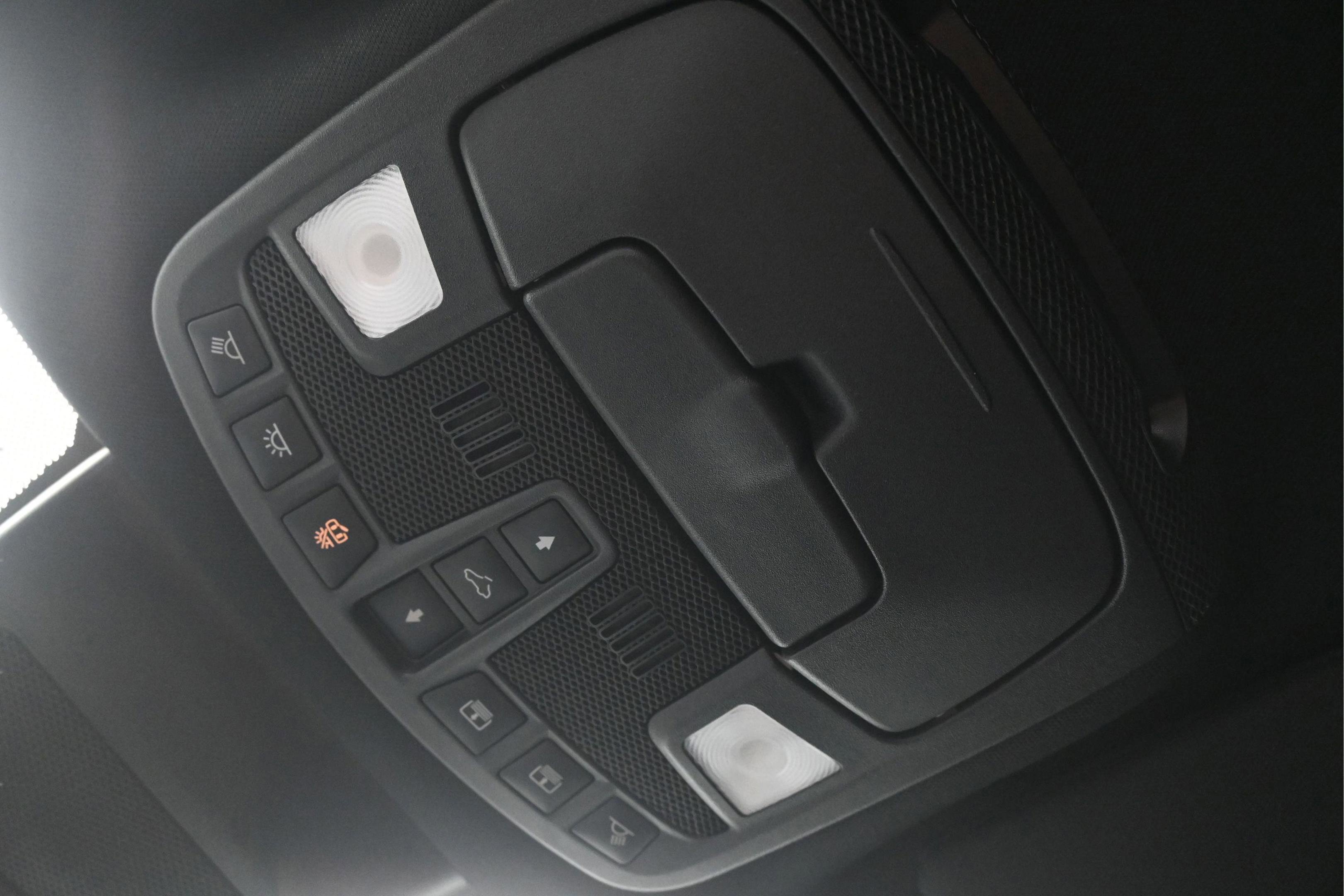Used 2020 Ford Expedition Limited w/ Texas Edition Package RWD image 31