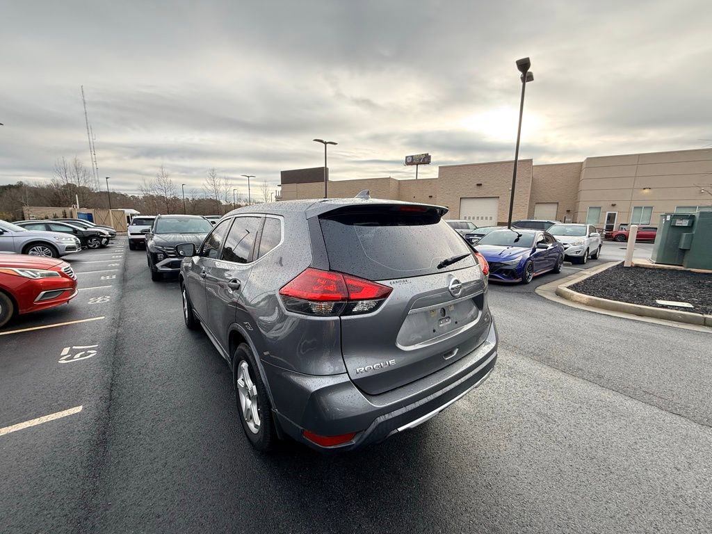 Used 2018 Nissan Rogue S image 6