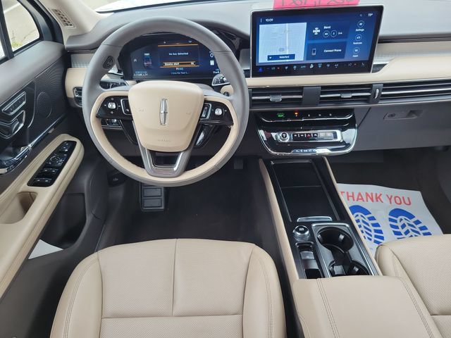 Used 2023 Lincoln Corsair AWD w/ Equipment Group 101A image 24